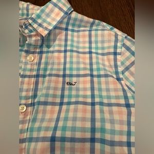 Vineyard Vines Boys 16 large button down dress shirt
